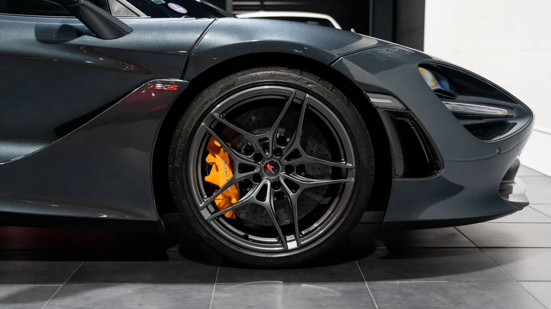 Mclaren 720 — photo 14