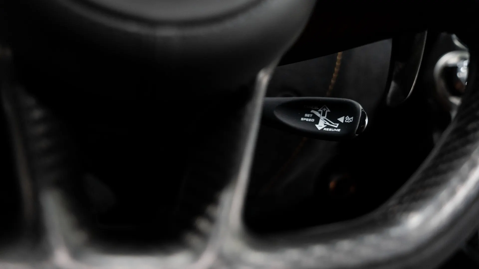 Mclaren 720 — photo 28
