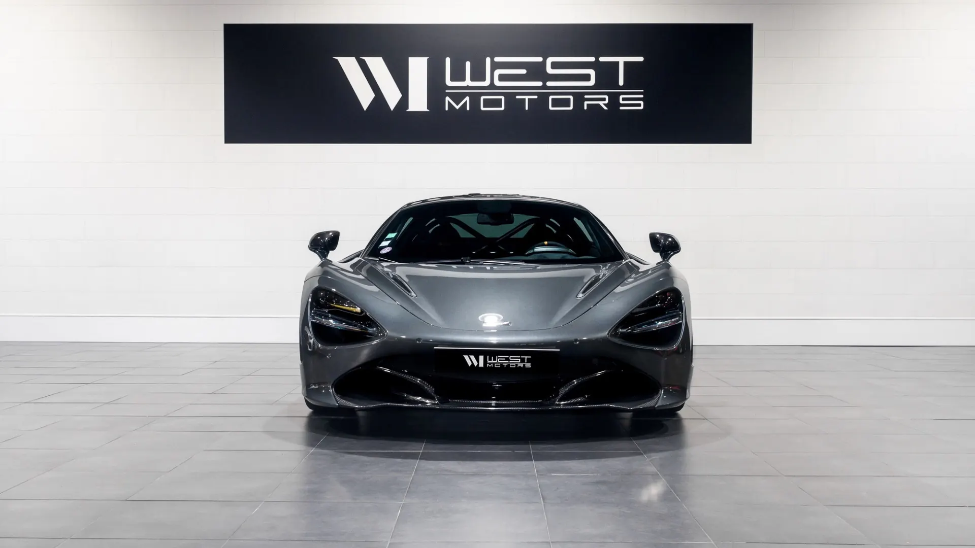 Mclaren 720 — photo 2