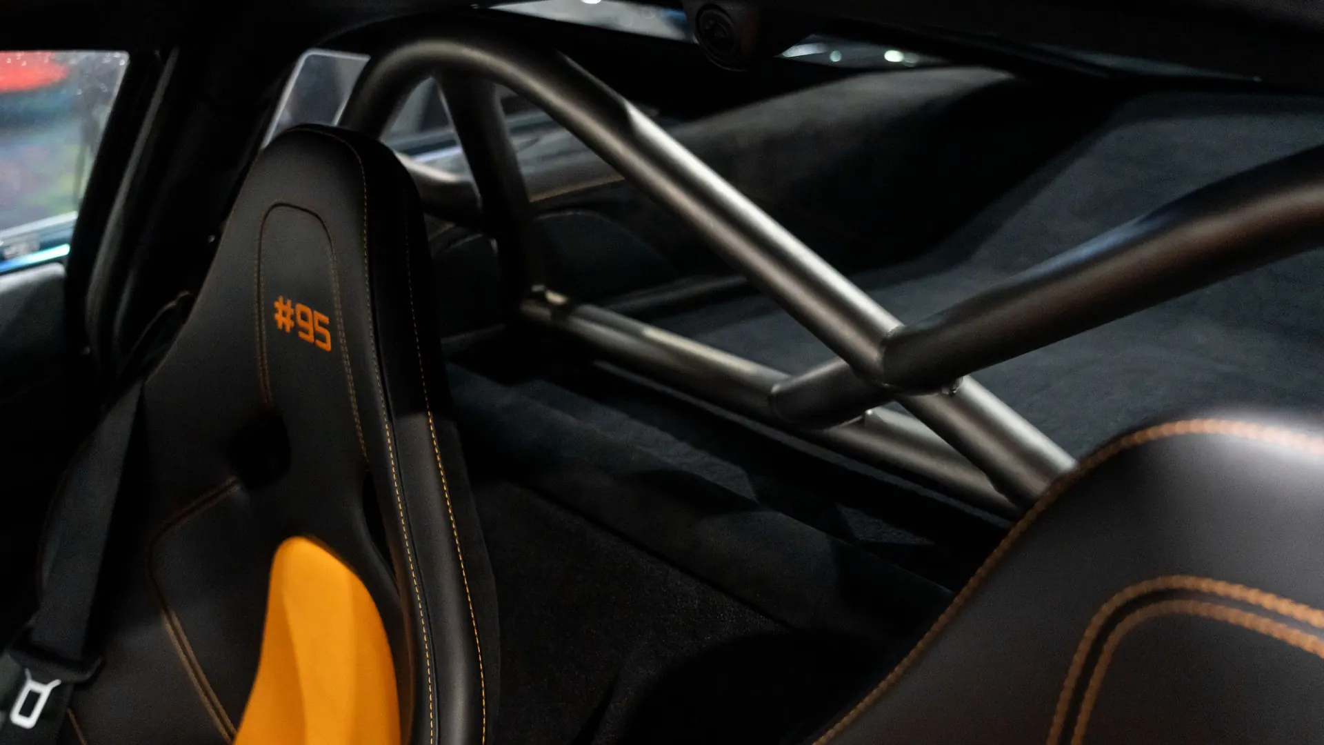 Mclaren 720 — photo 19