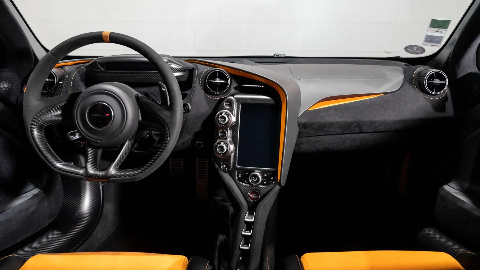 Mclaren 720 — photo 15