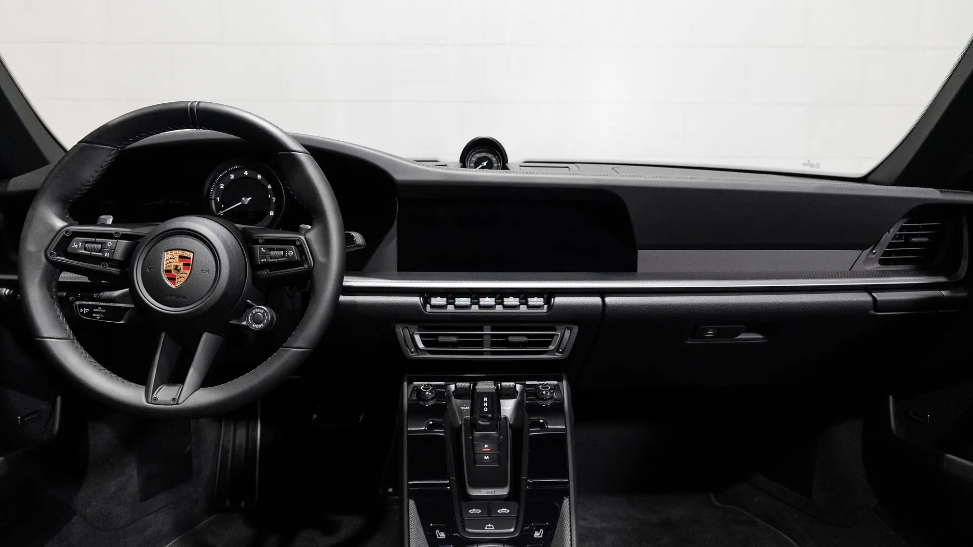 Porsche 911 — photo 8