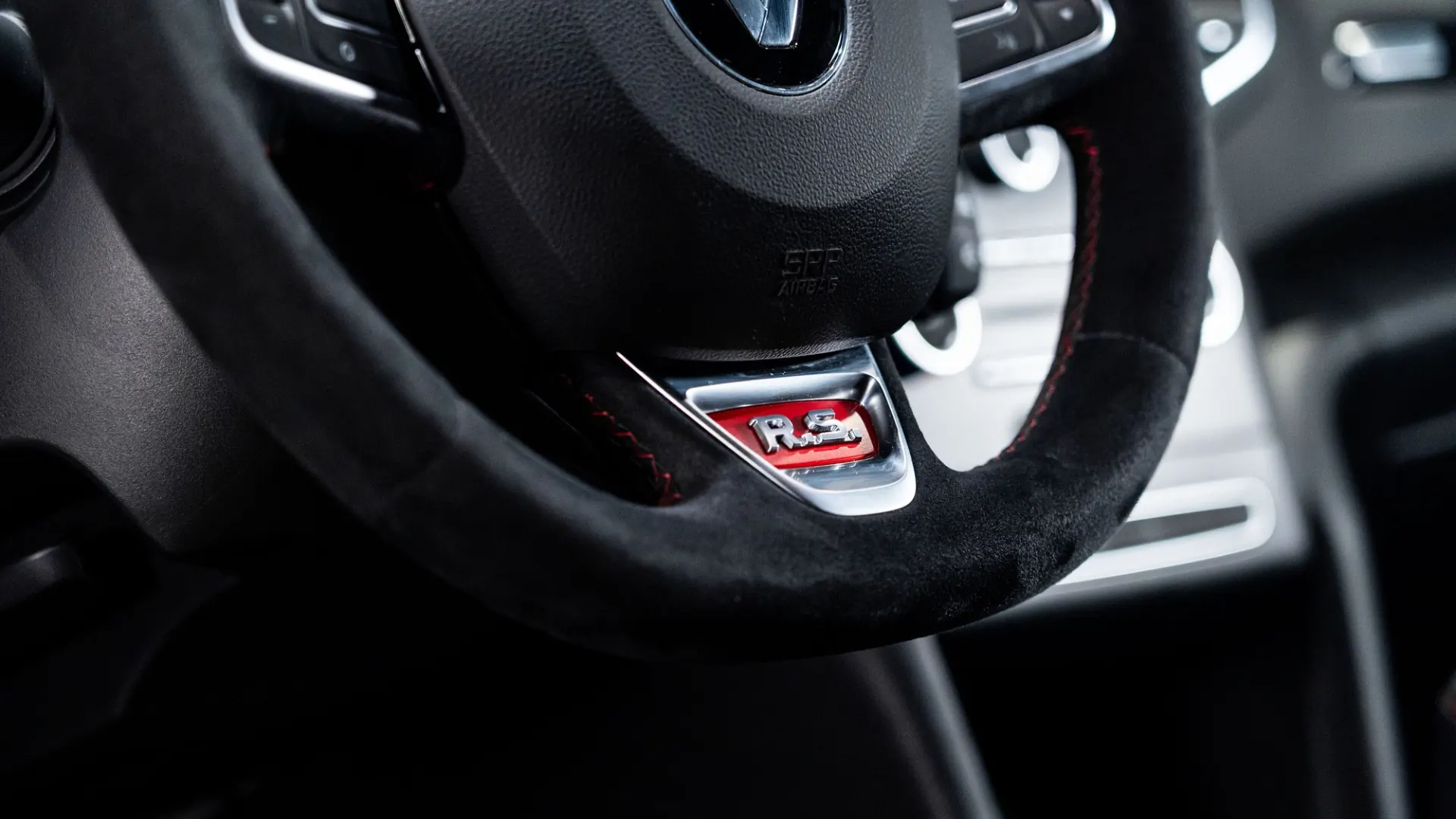 Renault Megane — photo 20