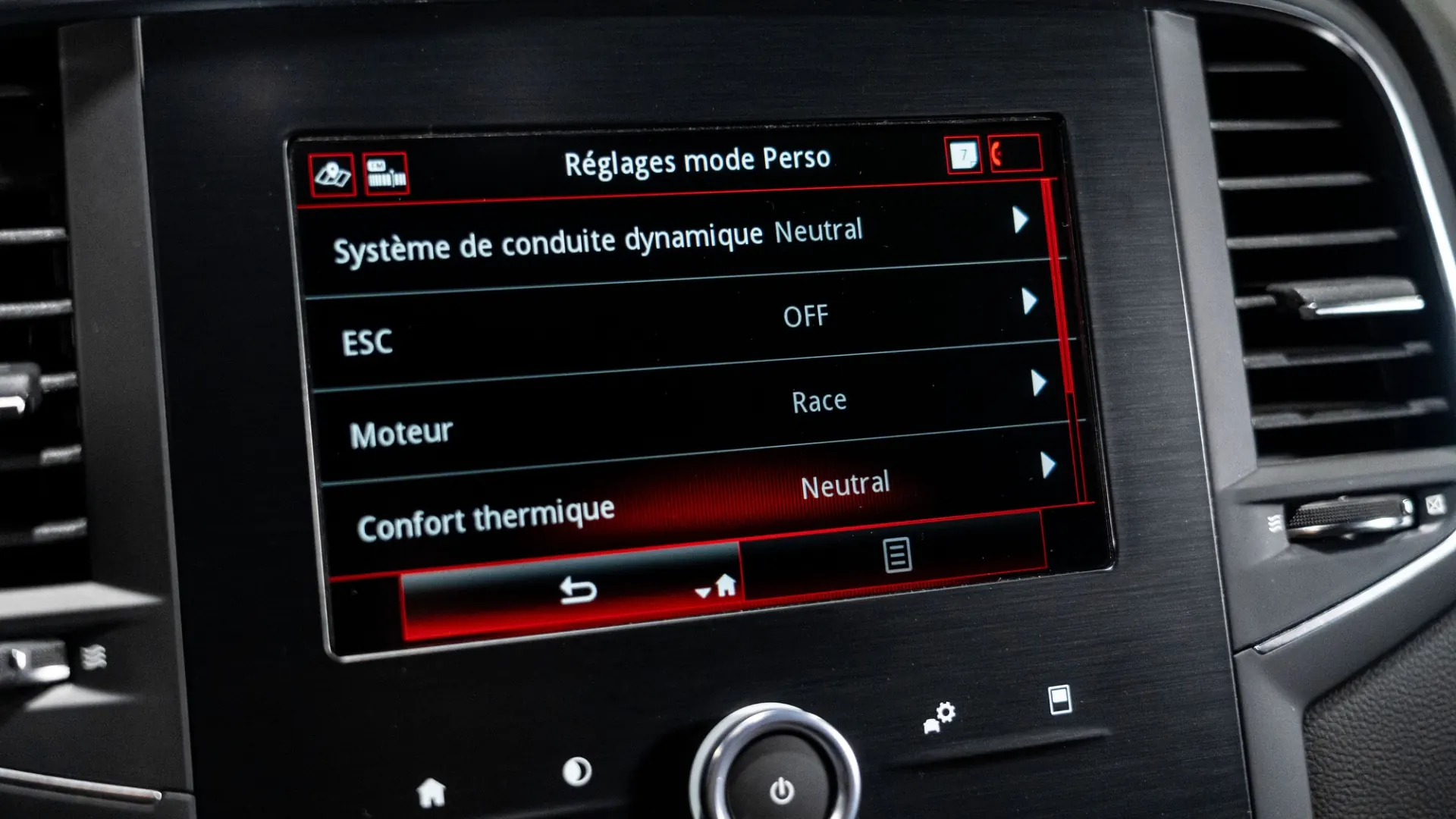 Renault Megane — photo 29