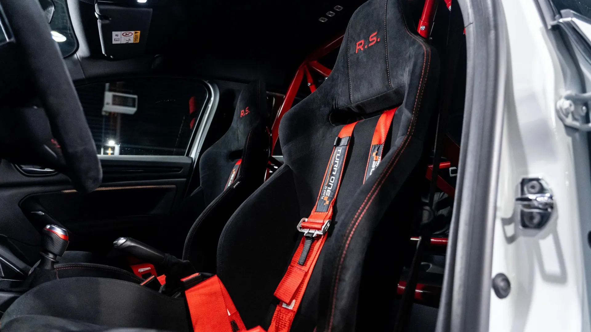 Renault Megane — photo 22