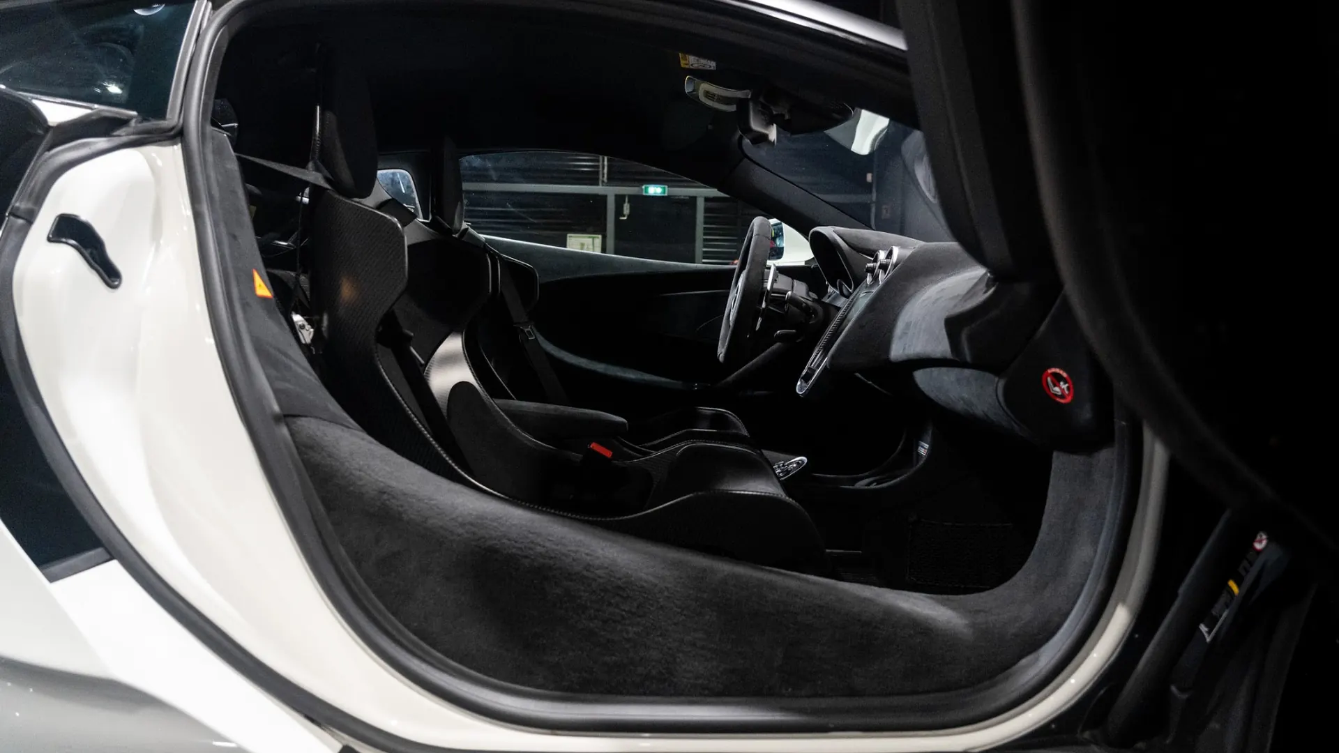 Mclaren 600LT — photo 13