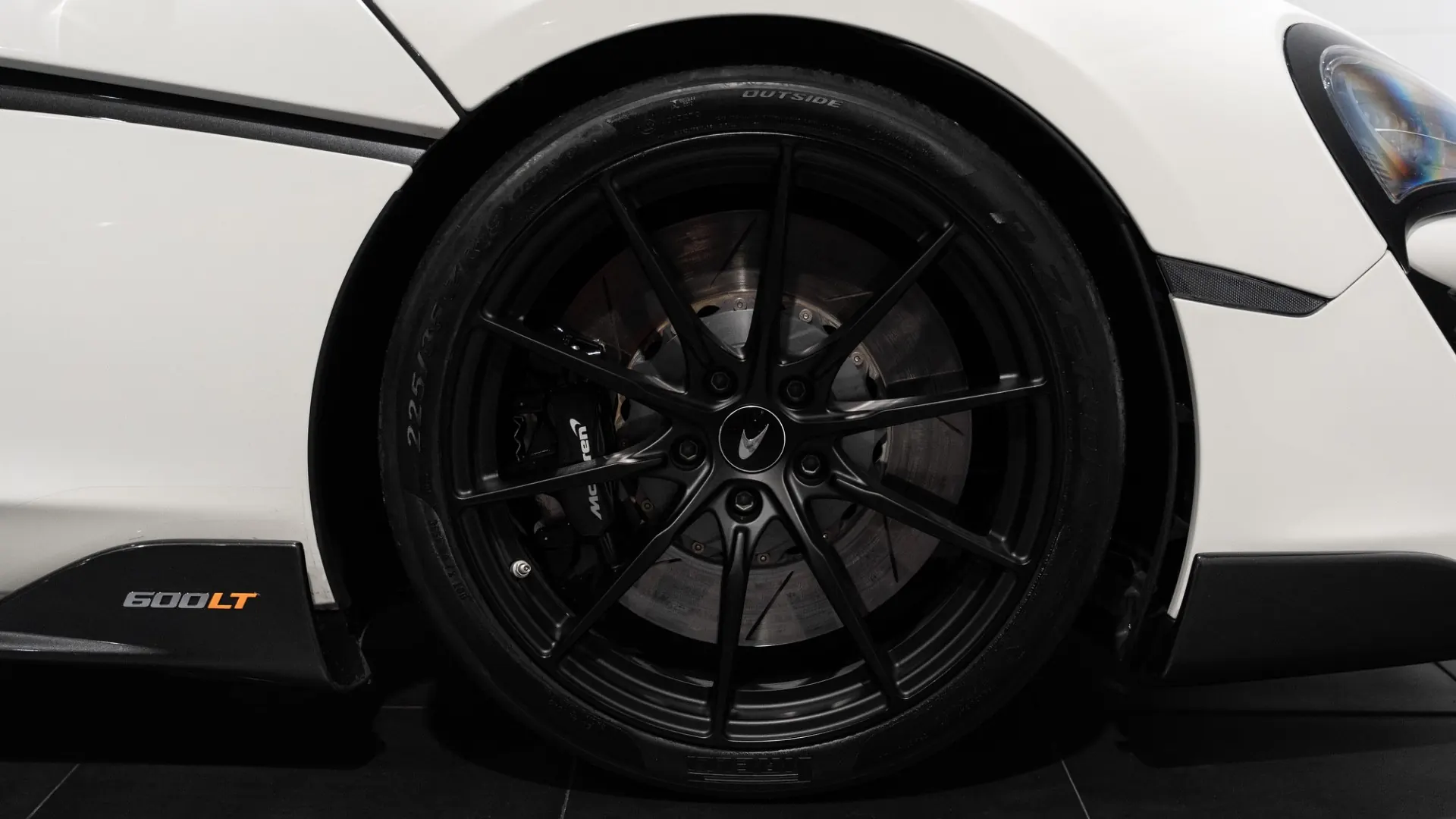 Mclaren 600LT — photo 9