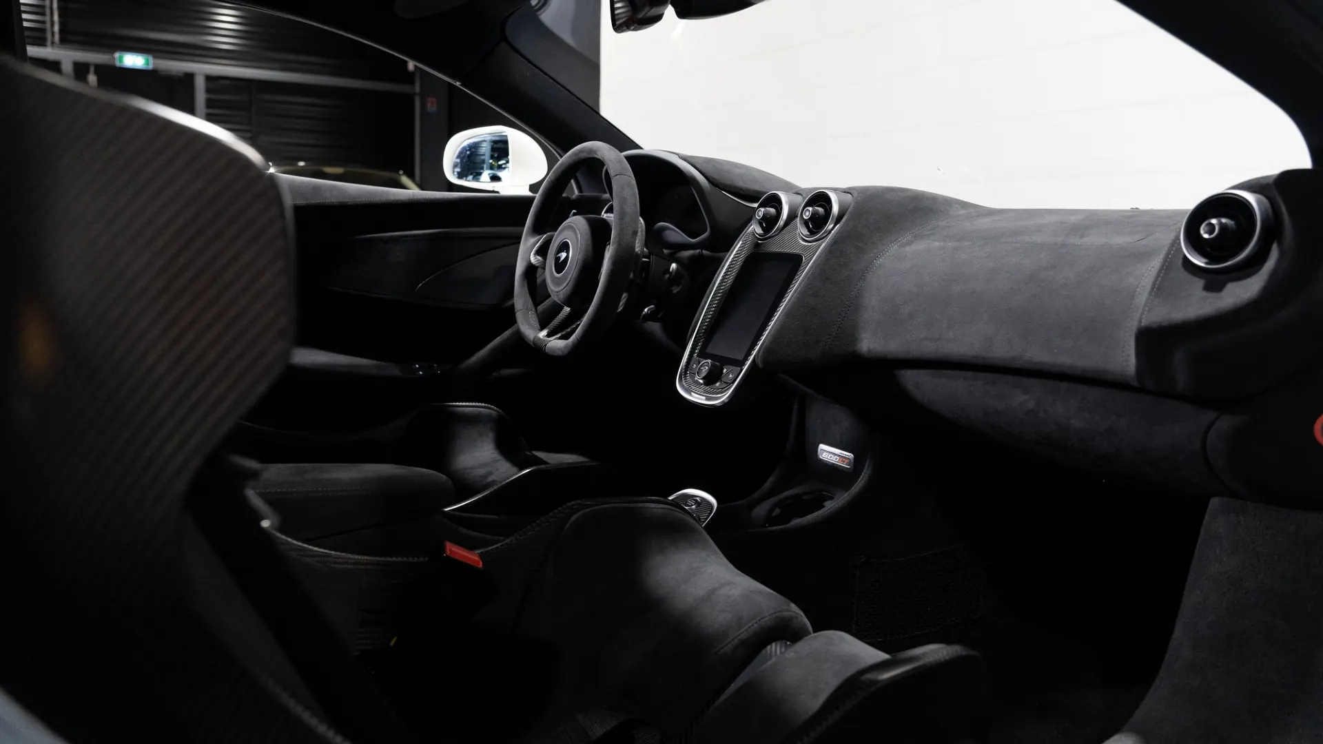 Mclaren 600LT — photo 19