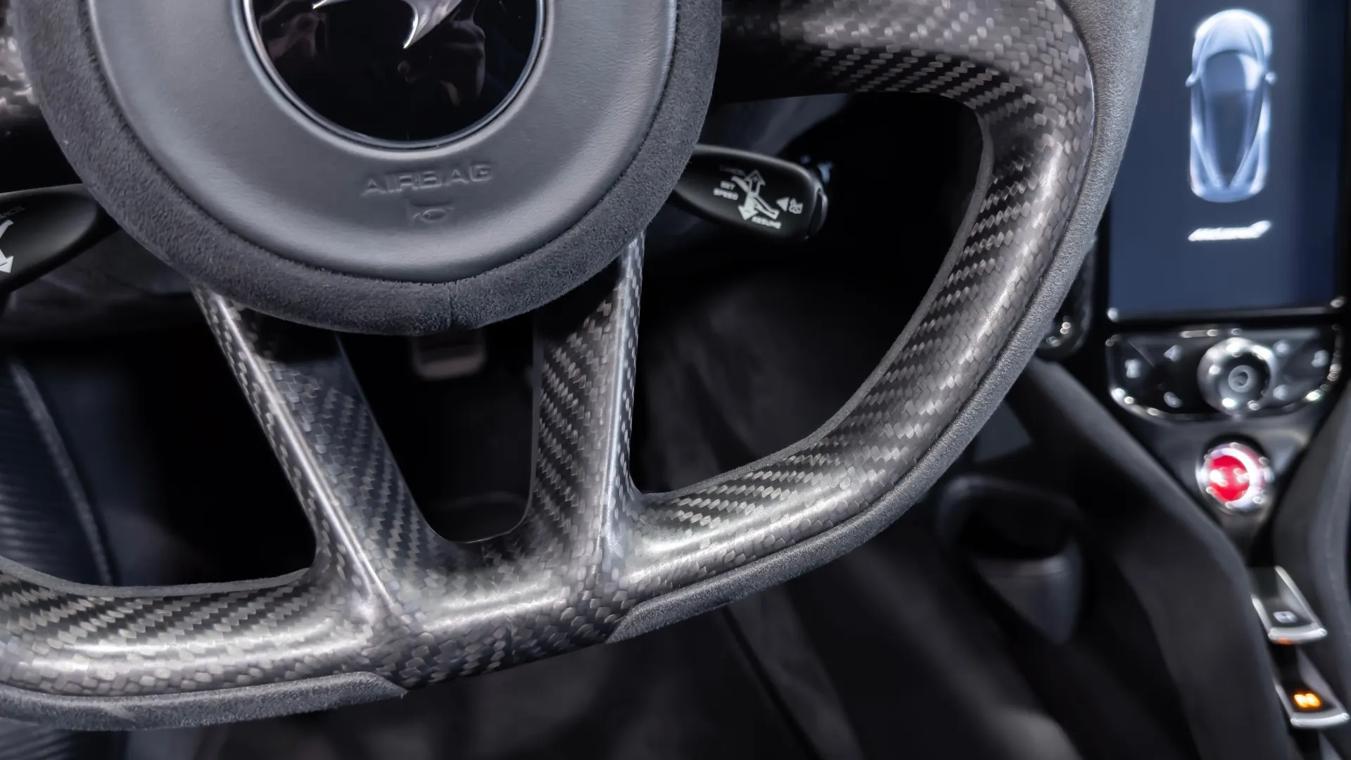 Mclaren 720S — photo 19