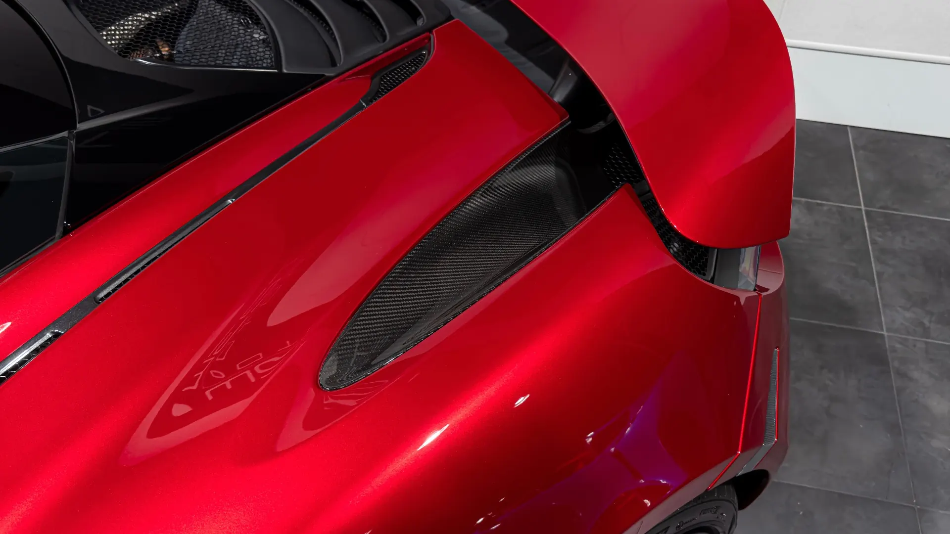 Mclaren 720S — photo 7