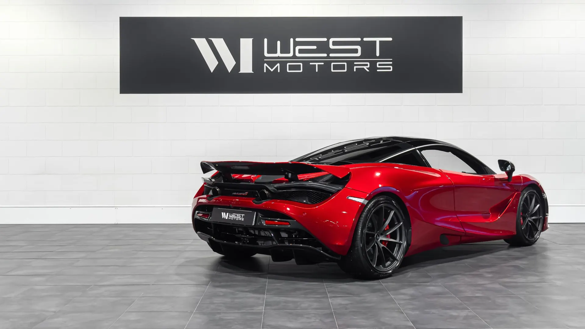 Mclaren 720S — photo 4