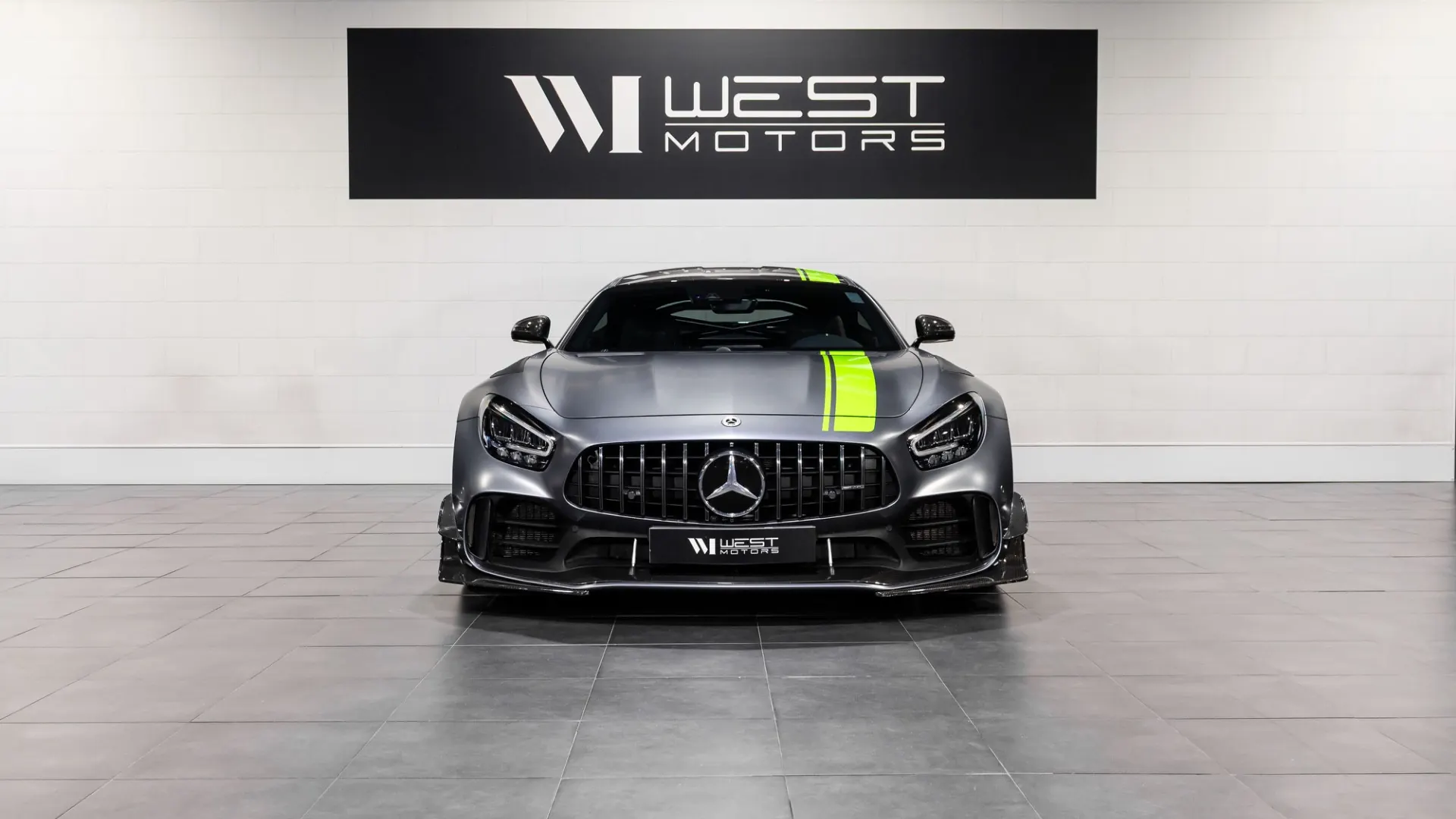 Mercedes AMG — photo 2