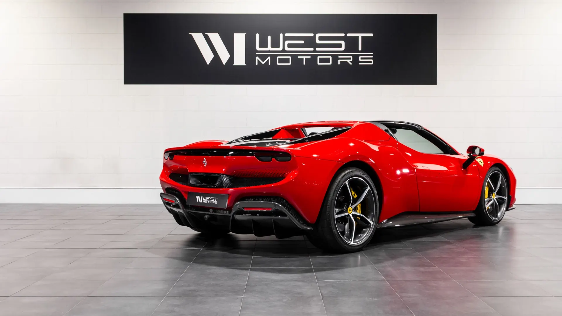 Ferrari 296 — photo 5