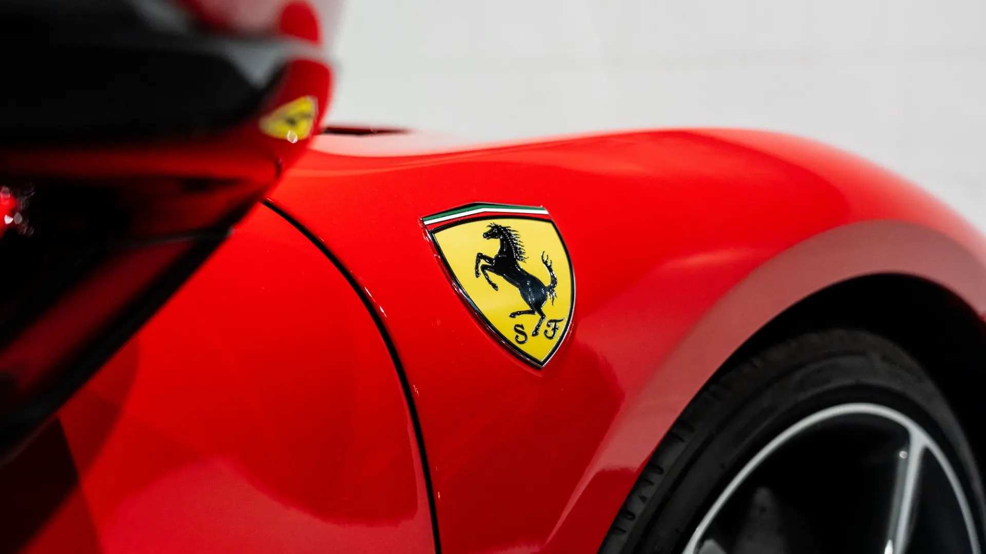Ferrari 296 — photo 7