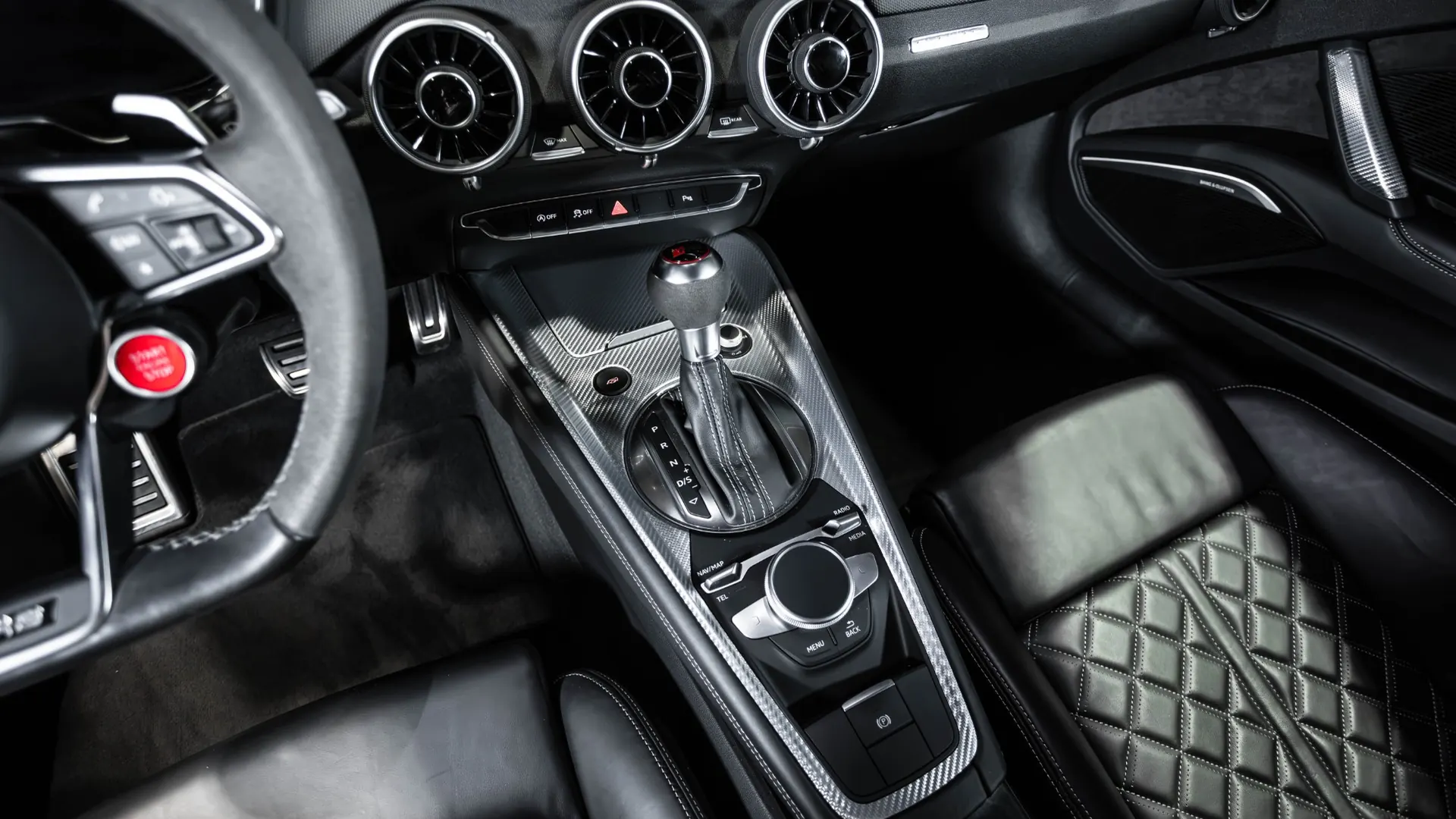 Audi TT — photo 20