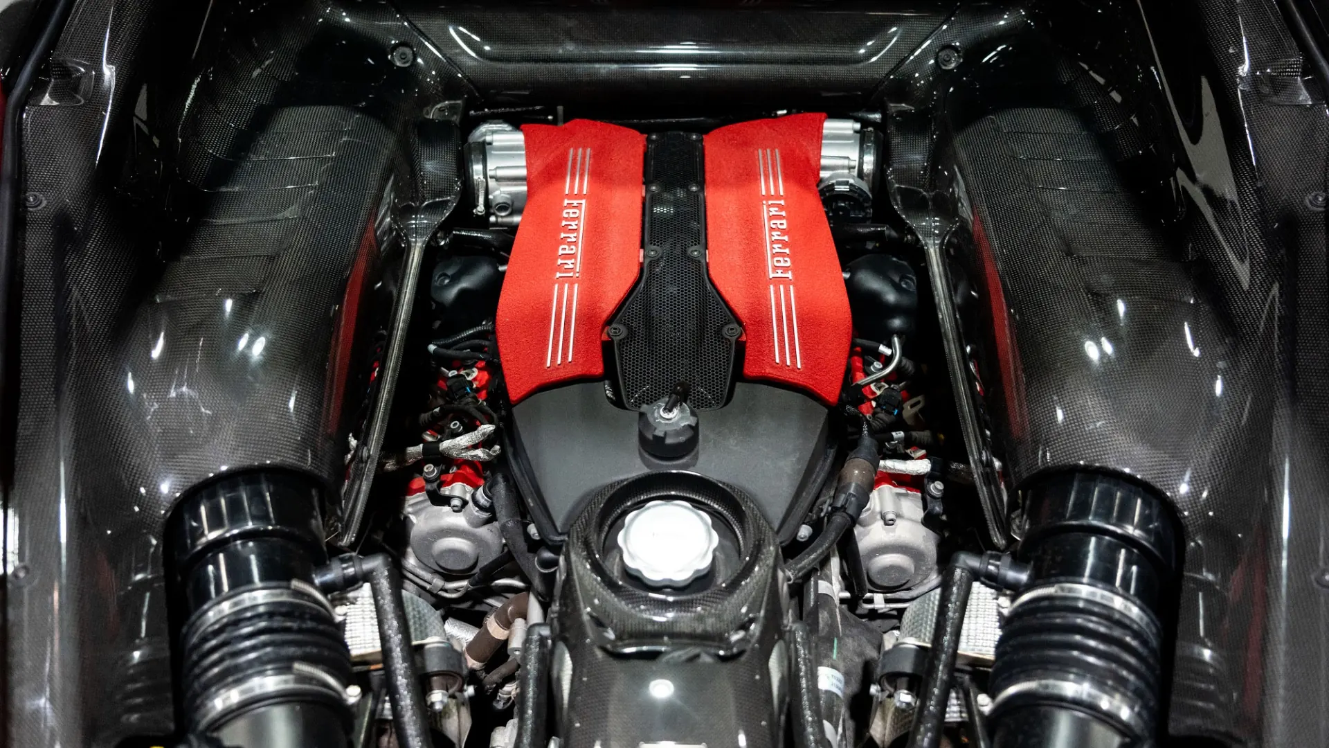 Ferrari 488 — photo 7