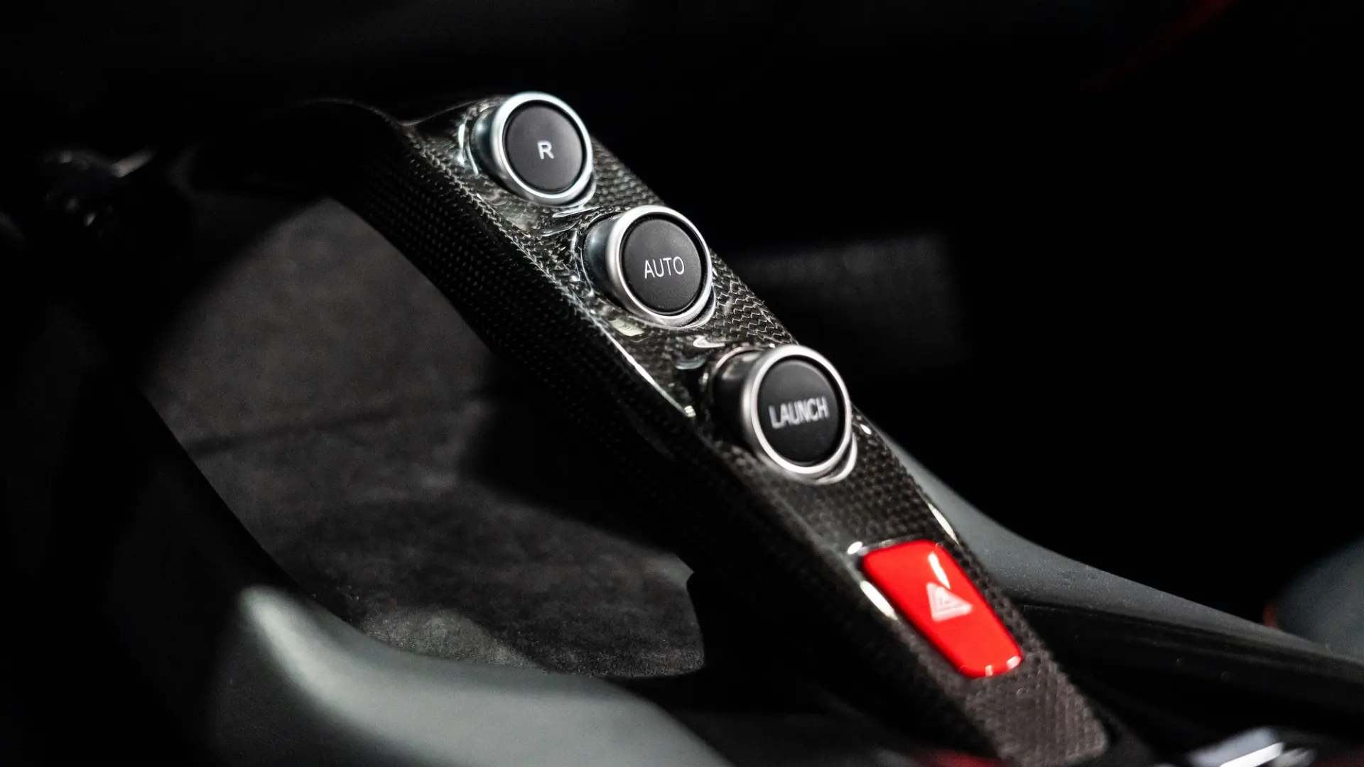 Ferrari 812 — photo 28