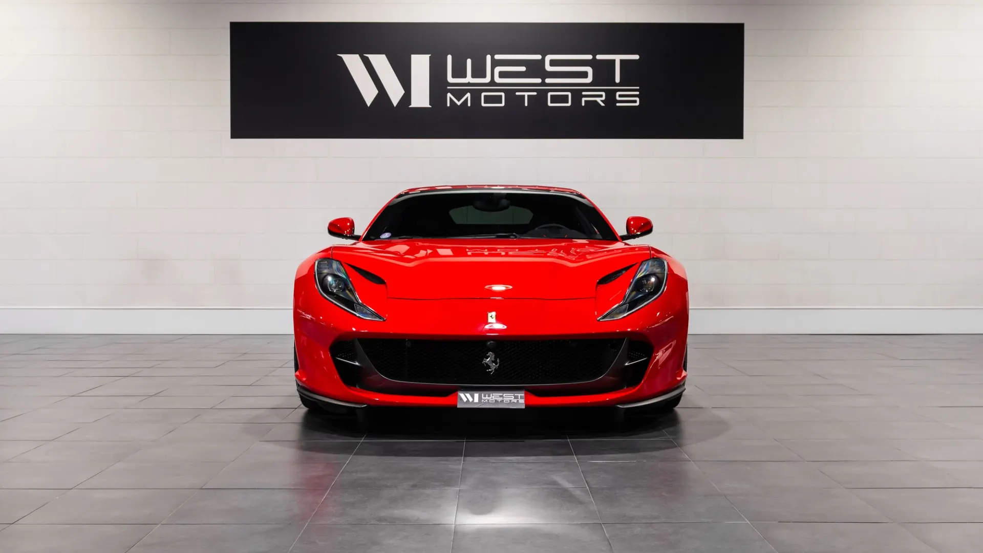 Ferrari 812 — photo 2