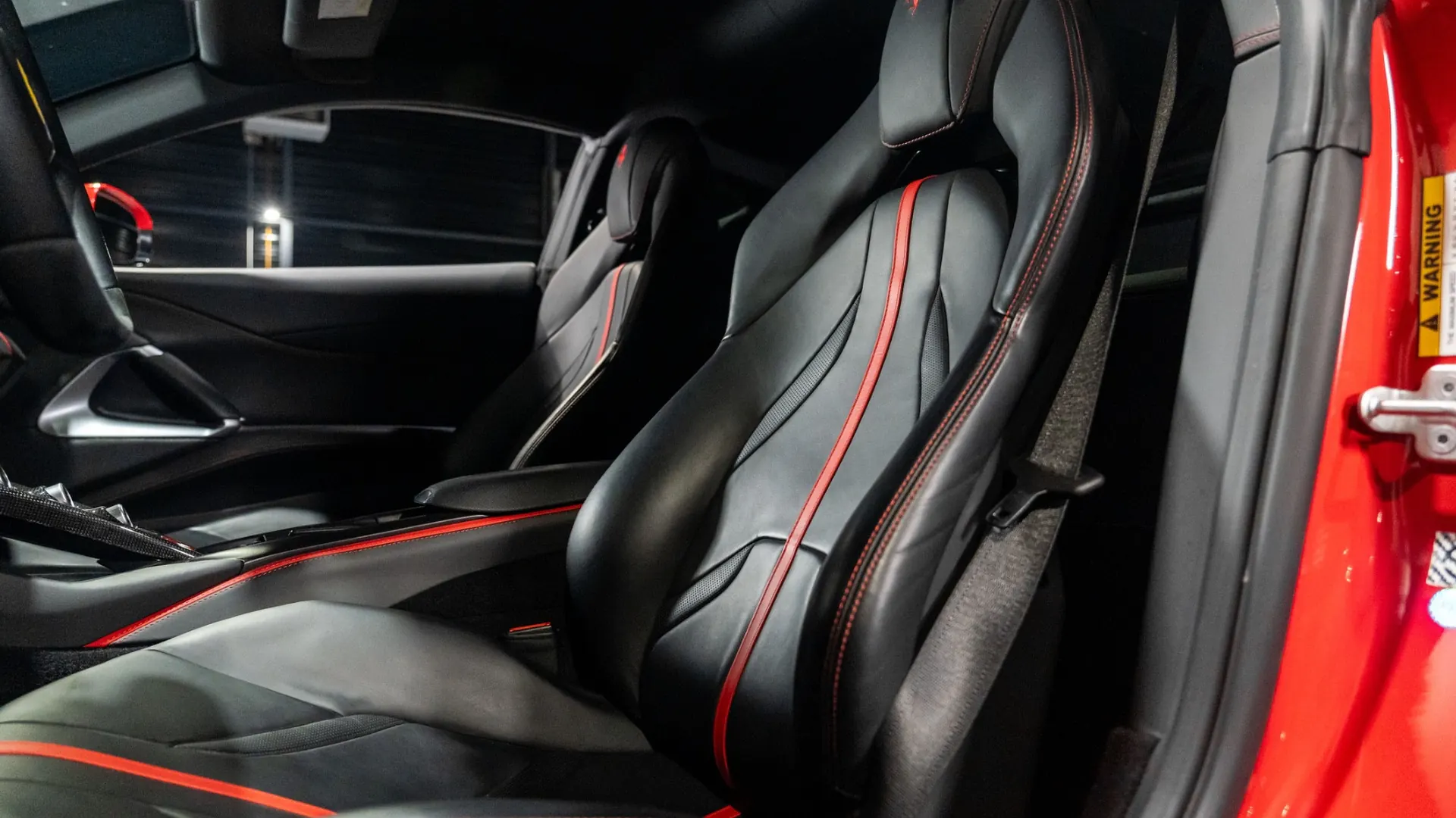 Ferrari 812 — photo 11