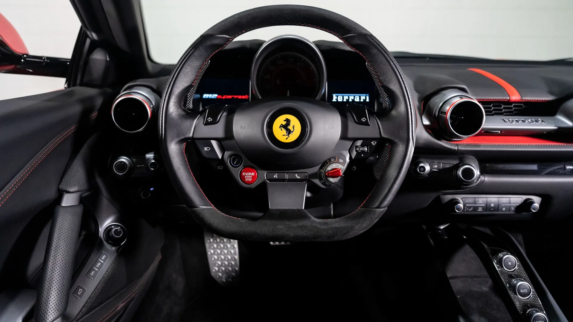 Ferrari 812 — photo 17