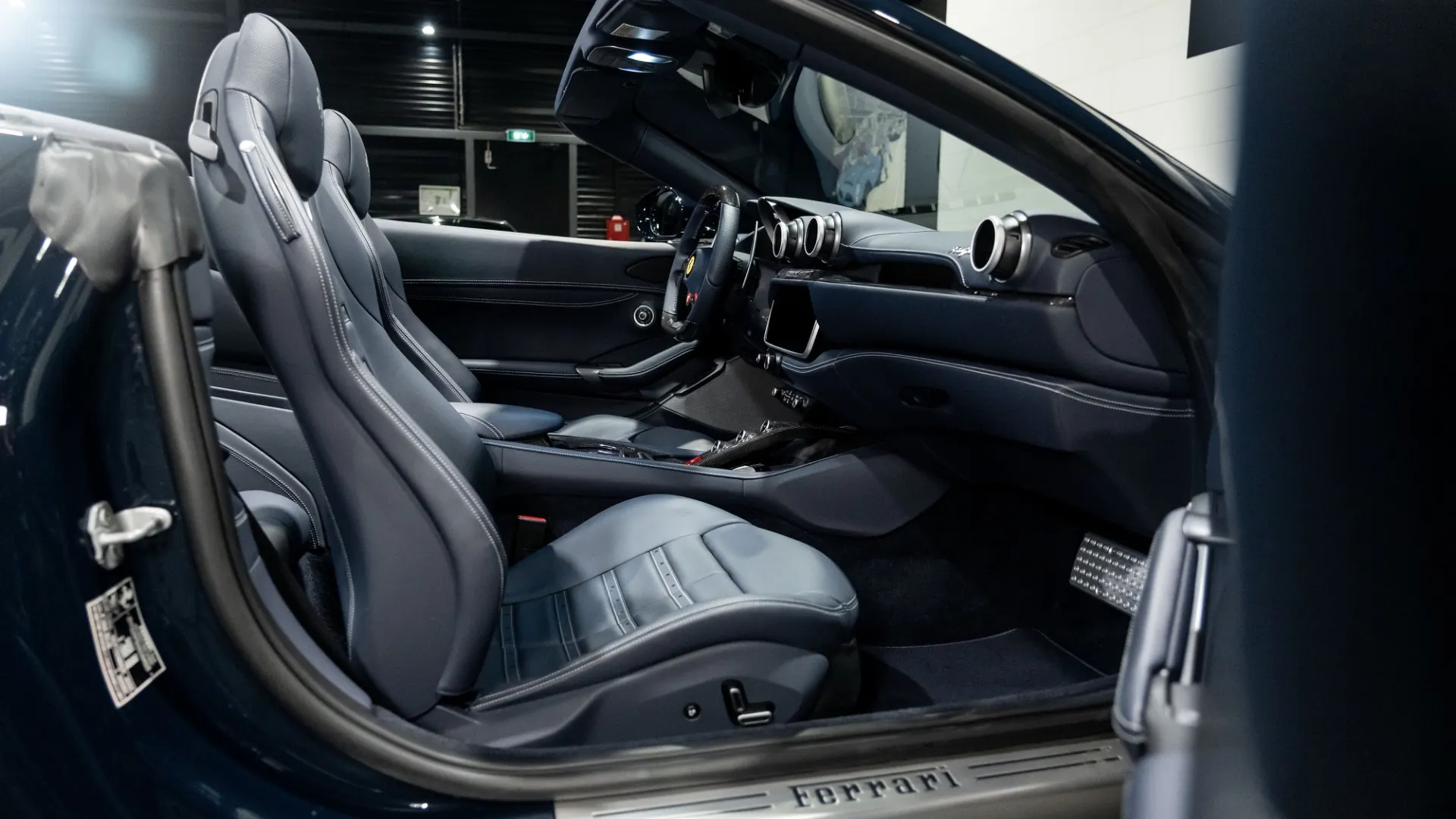 Ferrari Portofino — photo 10
