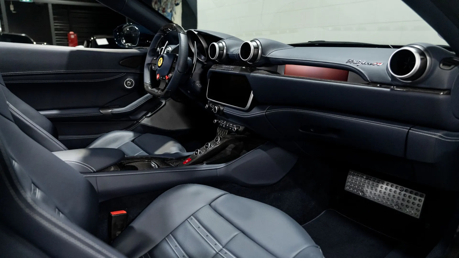 Ferrari Portofino — photo 14
