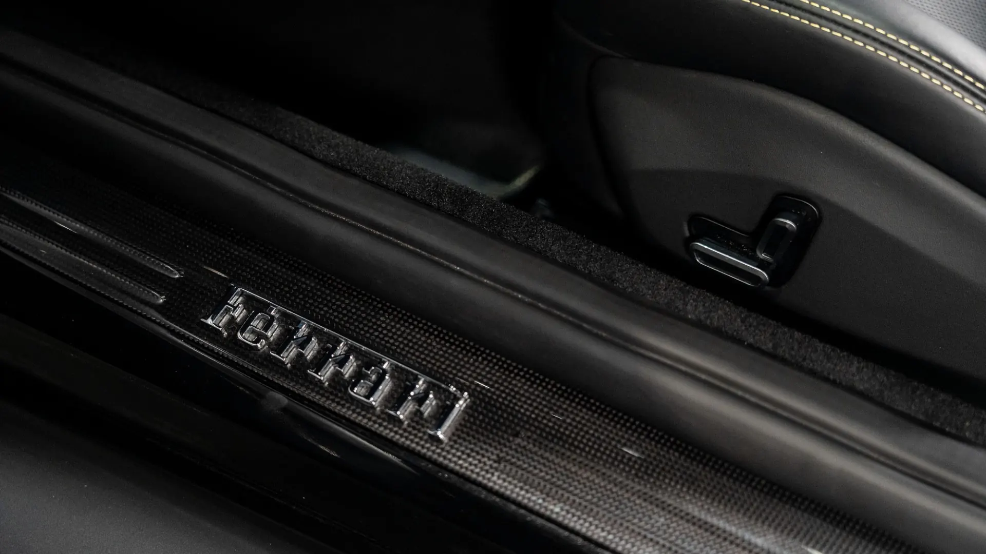 Ferrari Roma — photo 12
