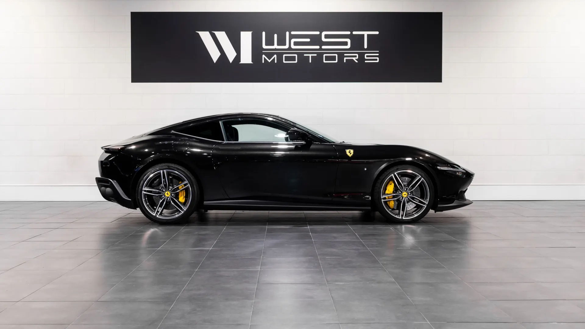 Ferrari Roma — photo 3