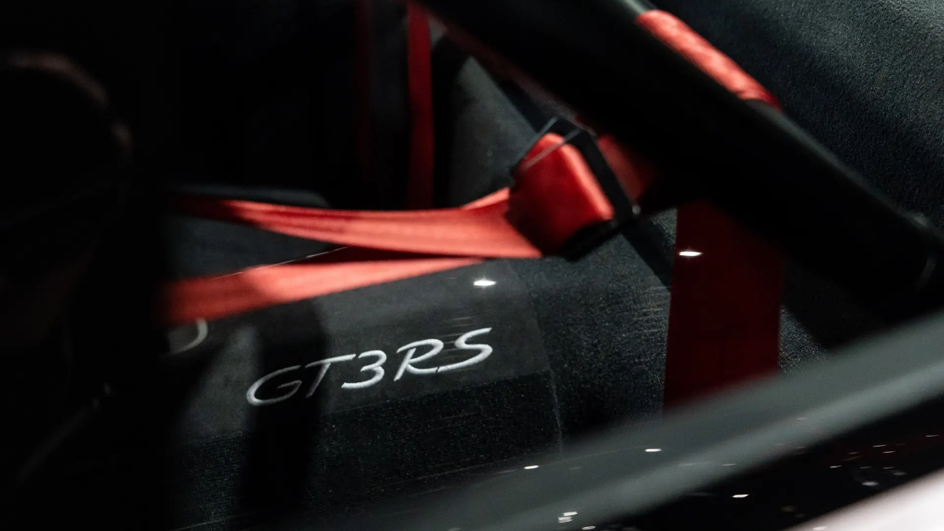 Porsche 911 — photo 27