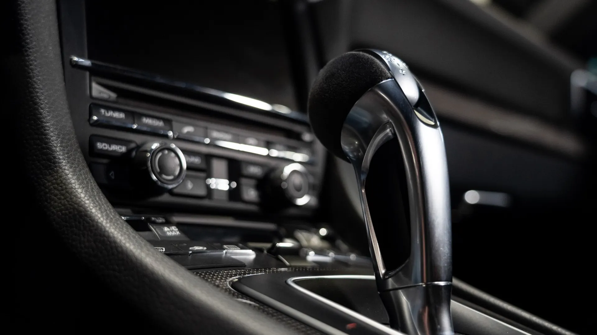 Porsche 911 — photo 22