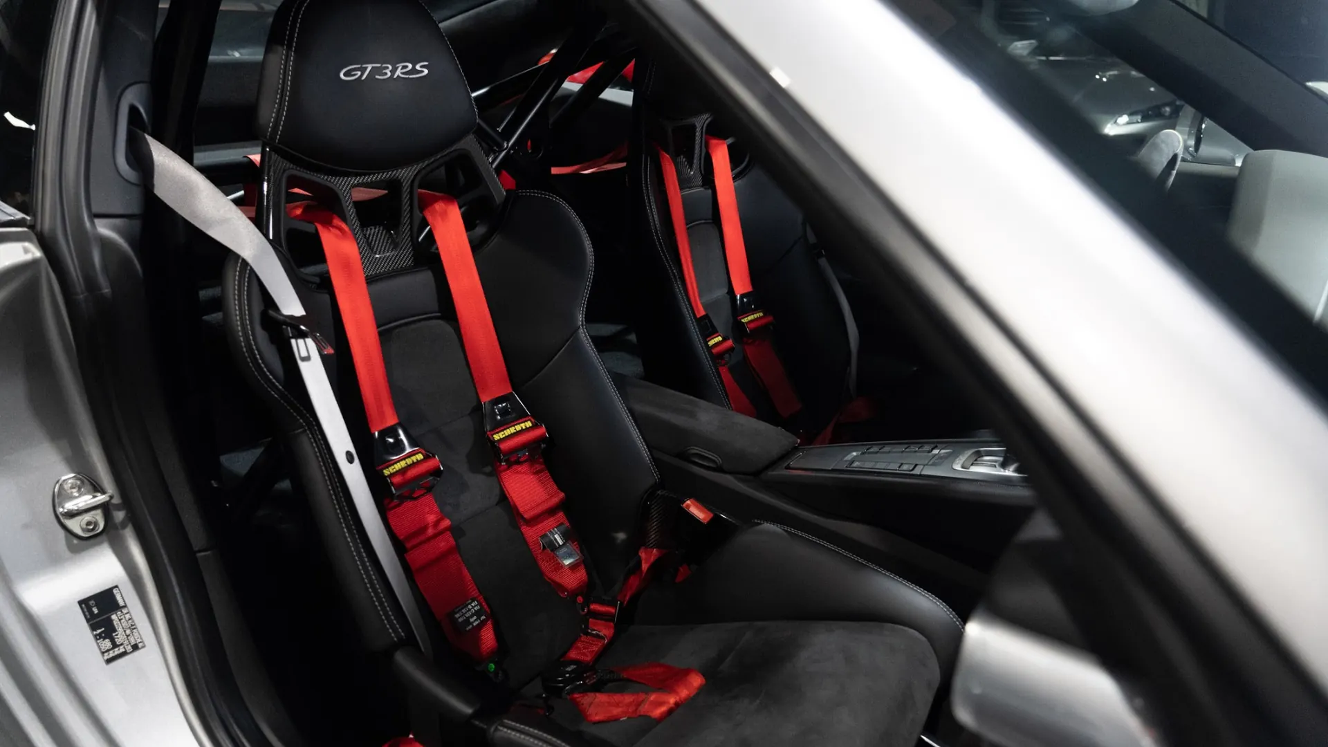 Porsche 911 — photo 9