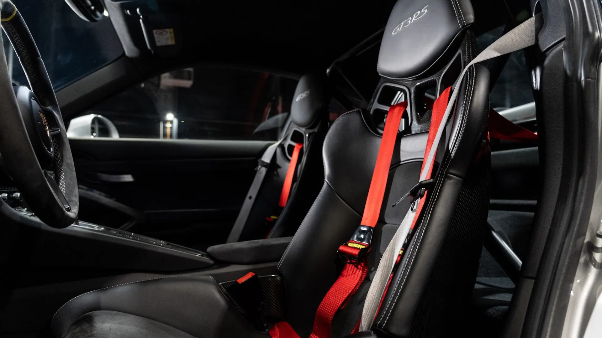 Porsche 911 — photo 11
