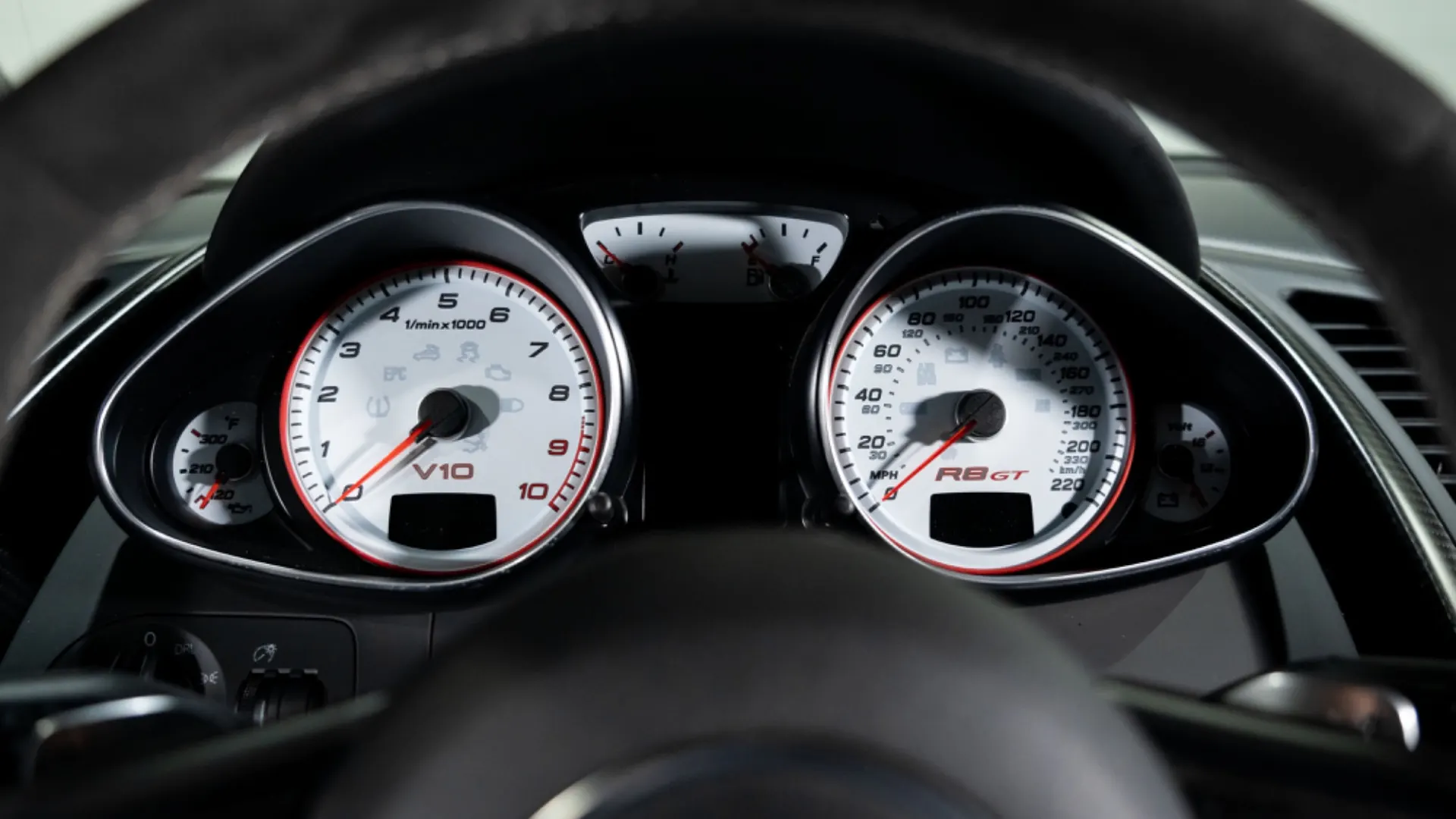 Audi R8 — photo 23
