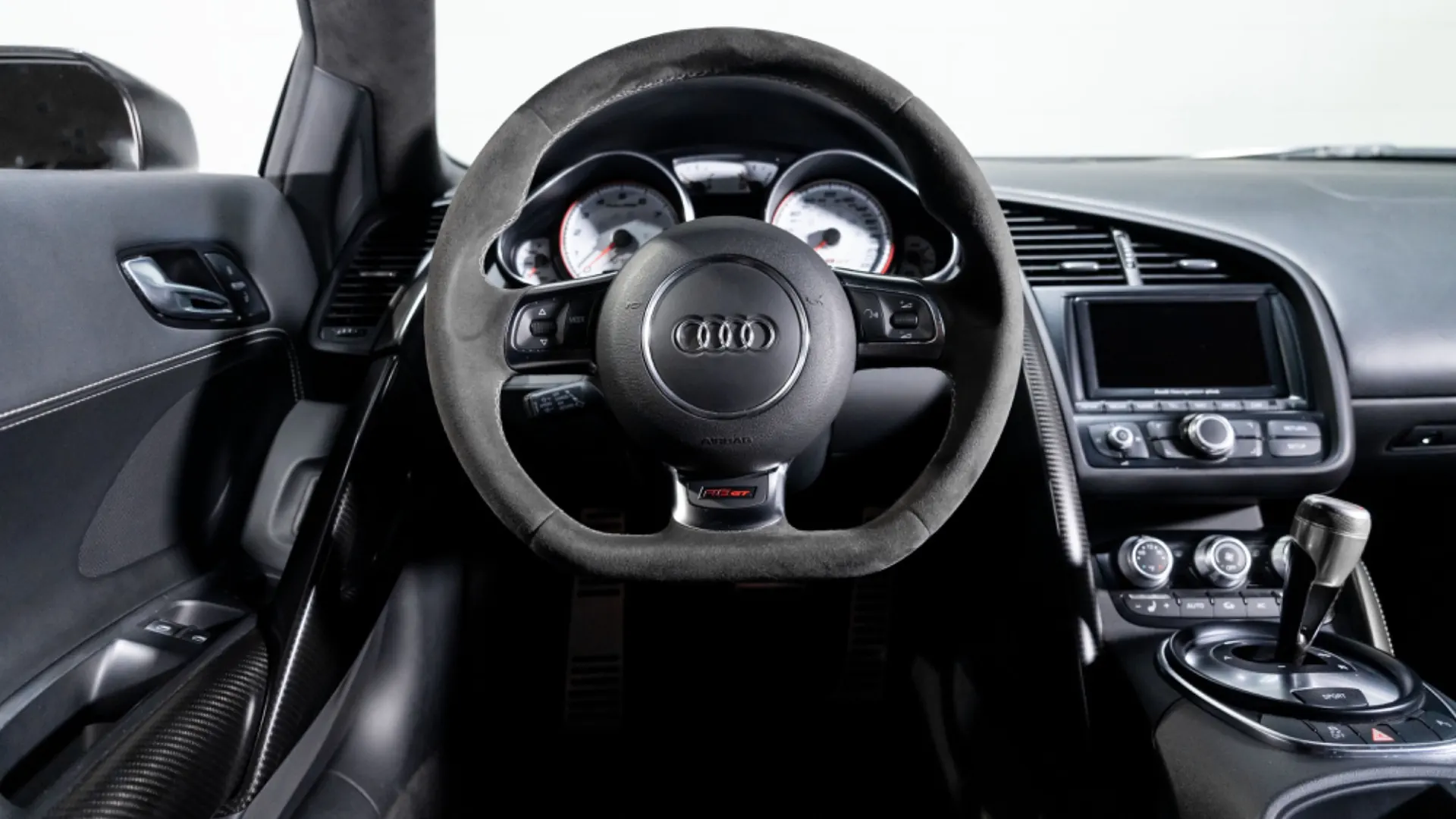 Audi R8 — photo 21