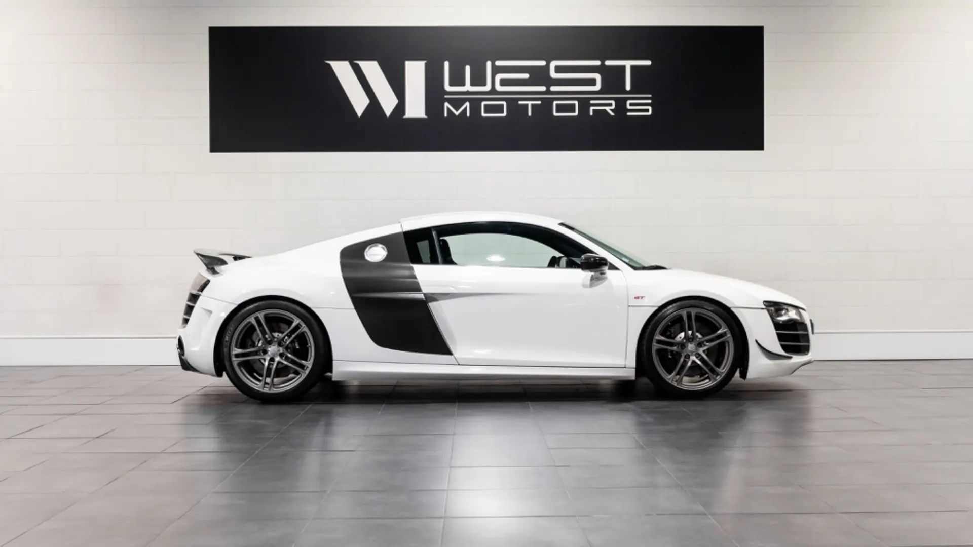 Audi R8 — photo 3
