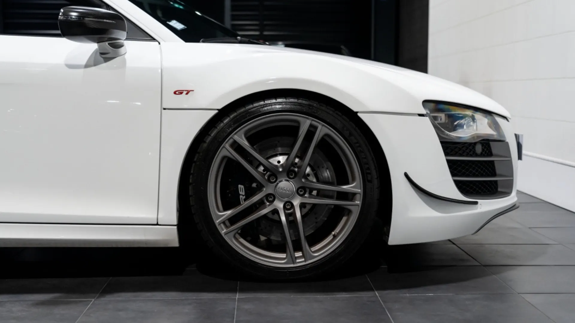 Audi R8 — photo 13