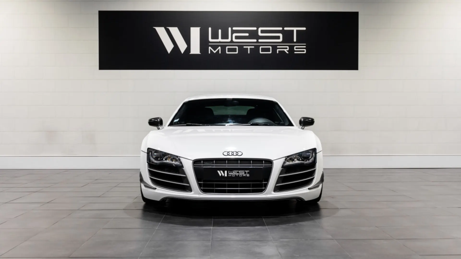 Audi R8 — photo 2