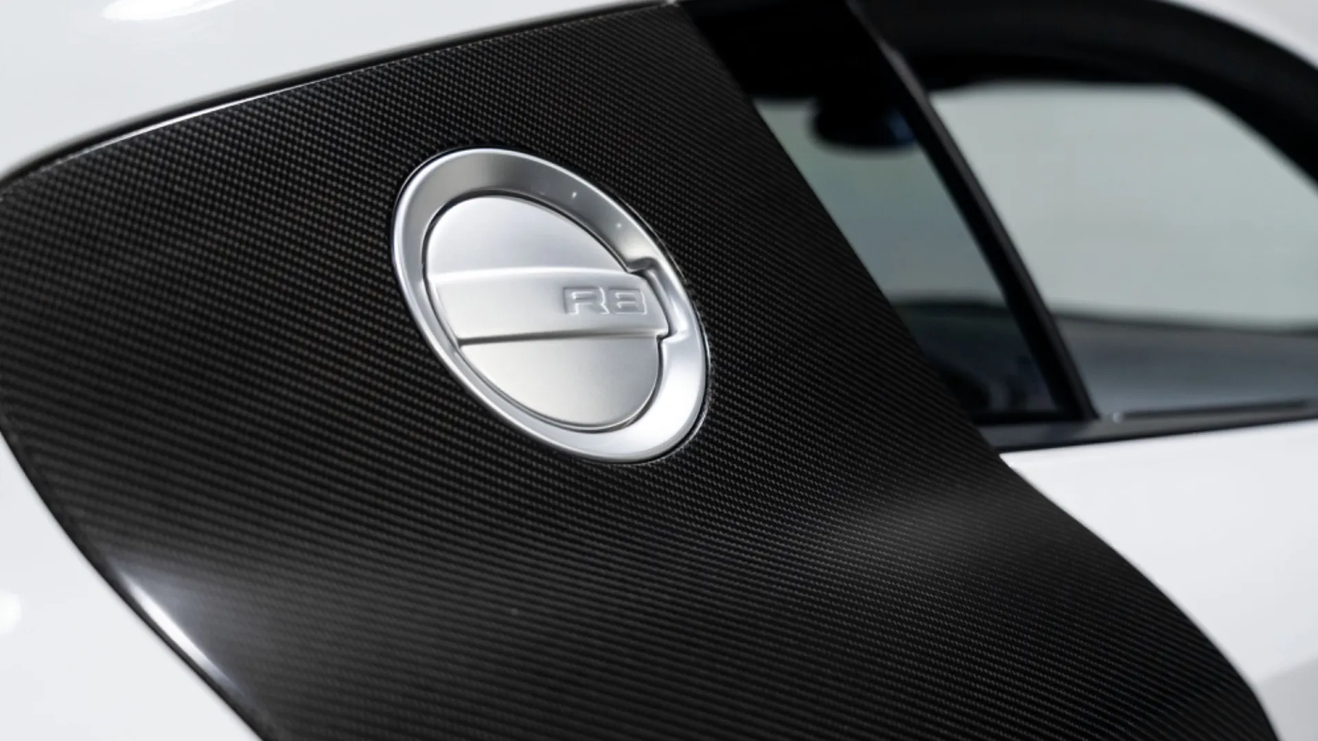 Audi R8 — photo 9