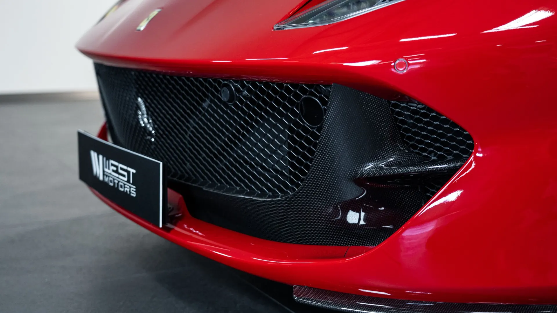 Ferrari 812 — photo 11