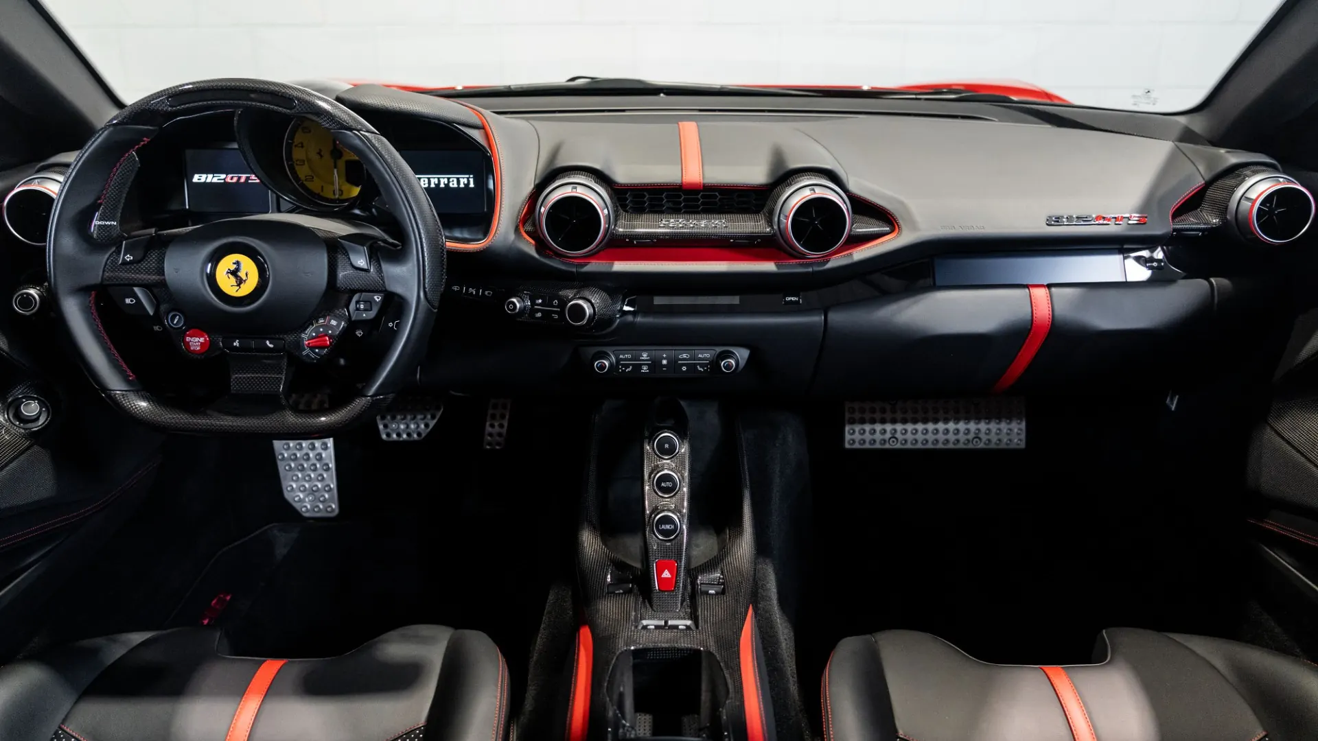 Ferrari 812 — photo 24