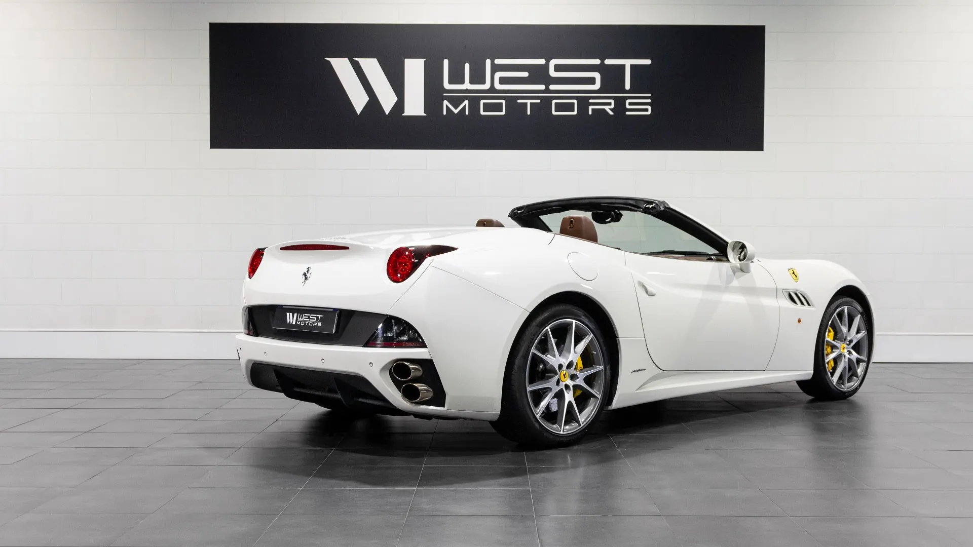 Ferrari California — photo 5