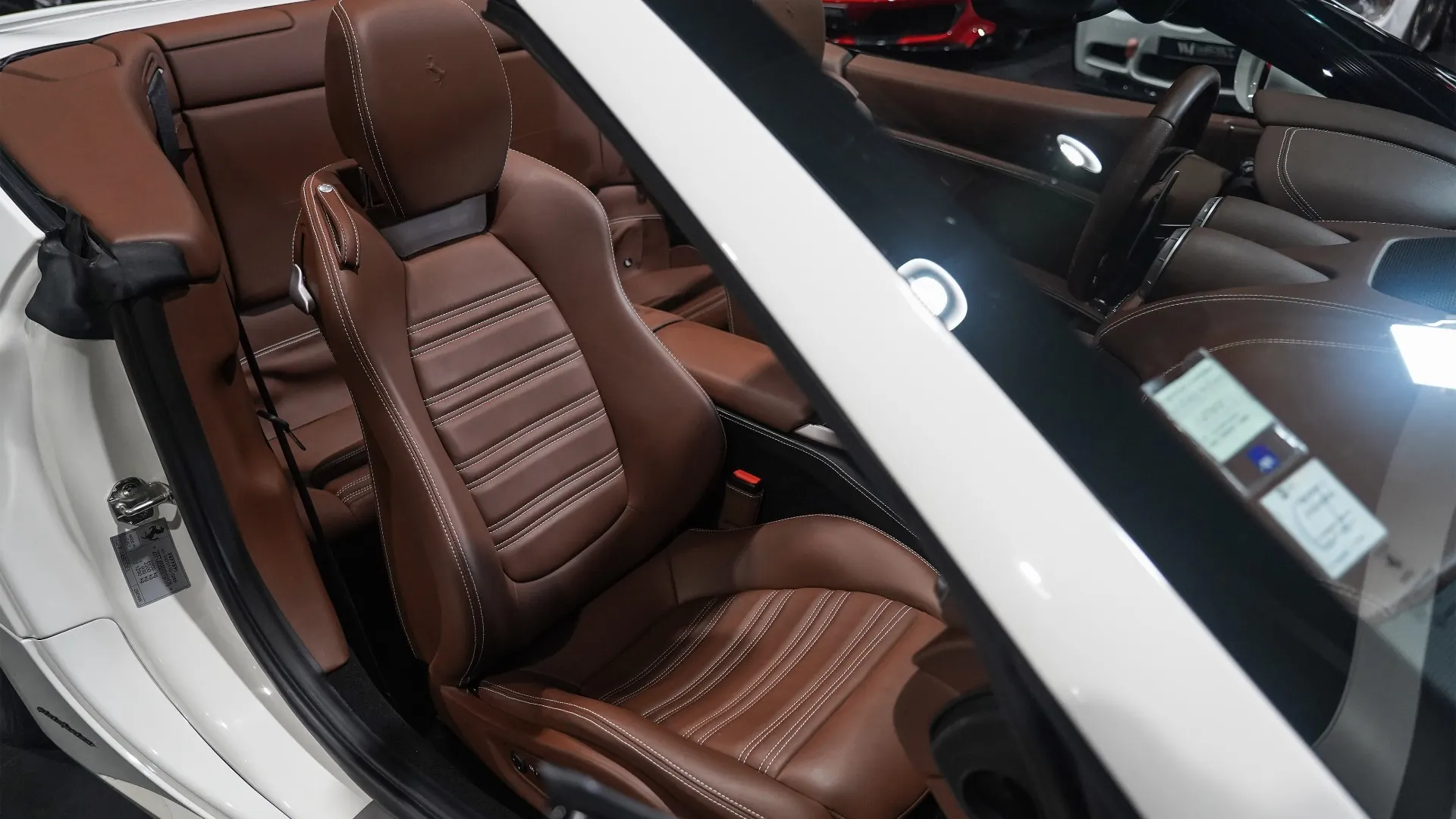 Ferrari California — photo 11