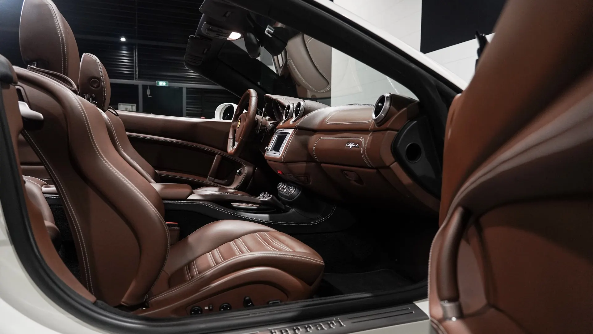 Ferrari California — photo 10