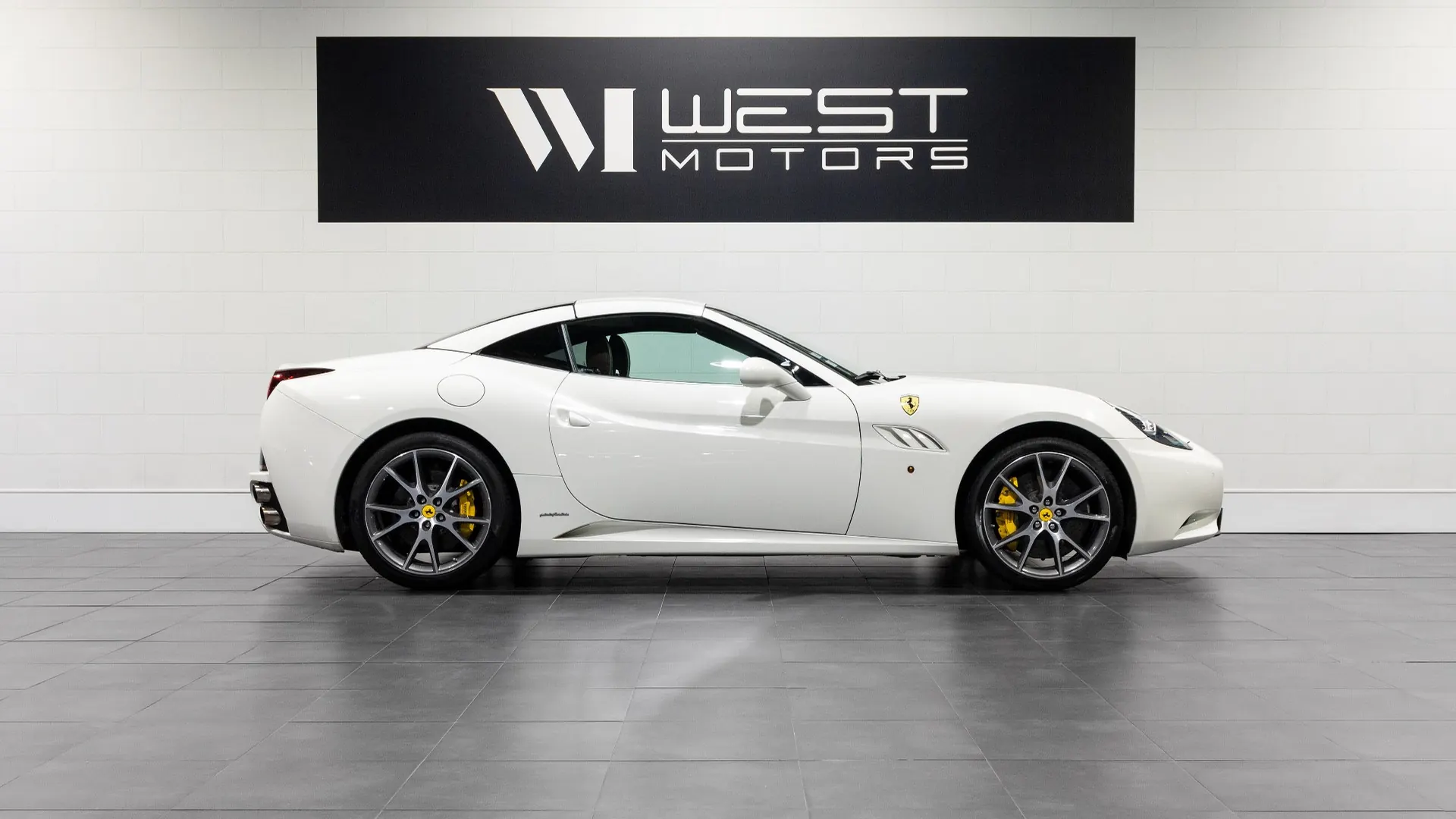 Ferrari California — photo 3