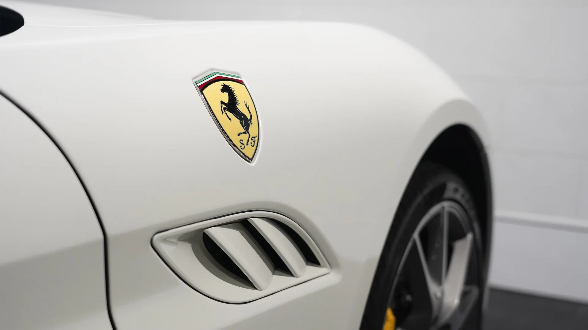 Ferrari California — photo 7