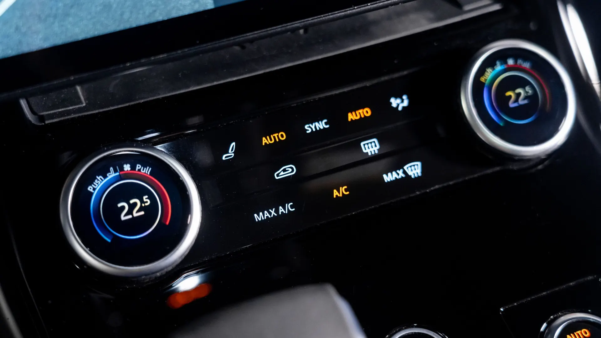 Land Rover Range Rover Sport — photo 26