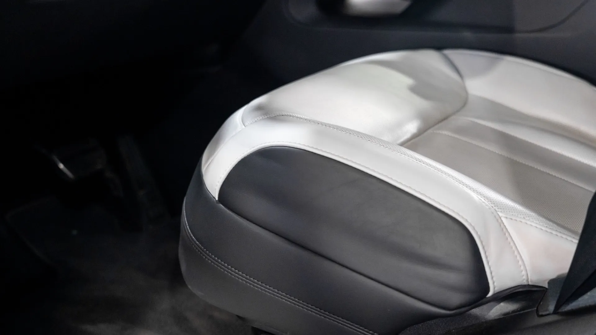 Land Rover Range Rover Sport — photo 12