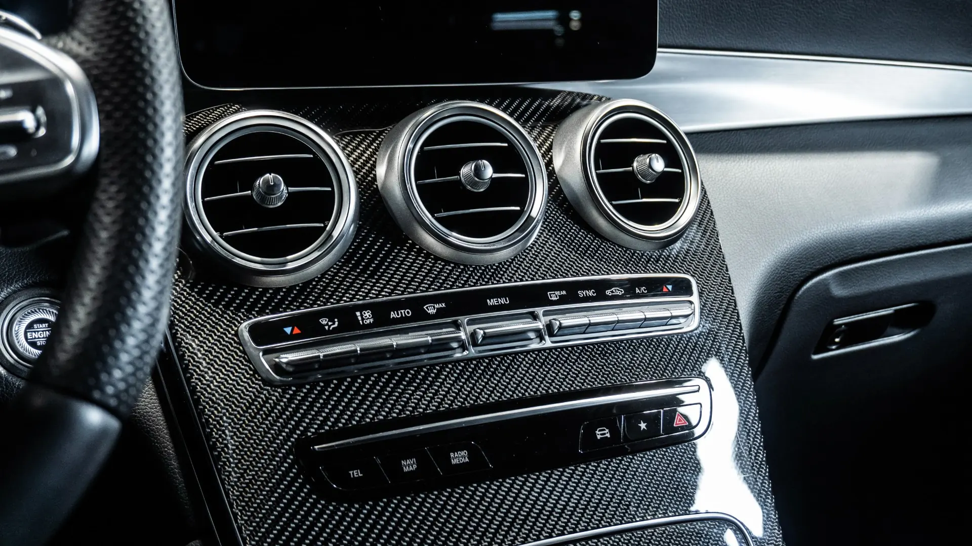 Mercedes-Benz GLC — photo 26