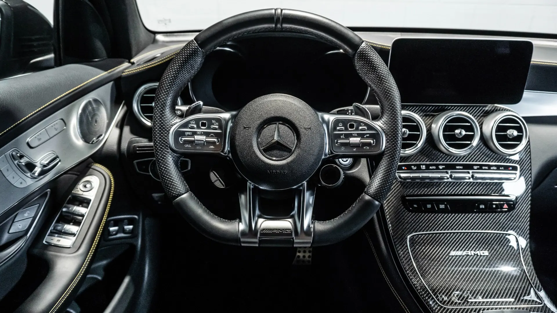 Mercedes-Benz GLC — photo 19