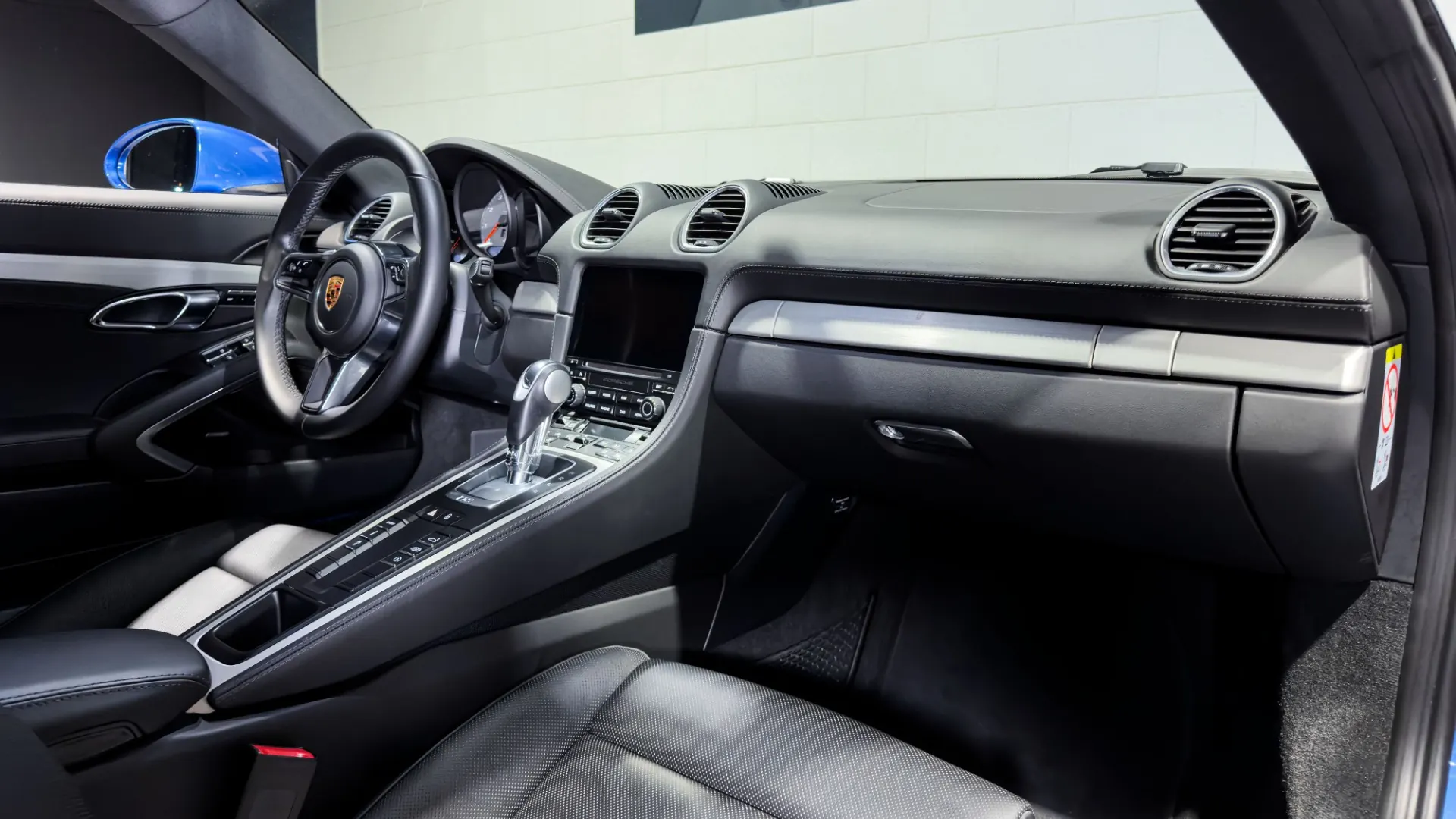 Porsche 718 — photo 23